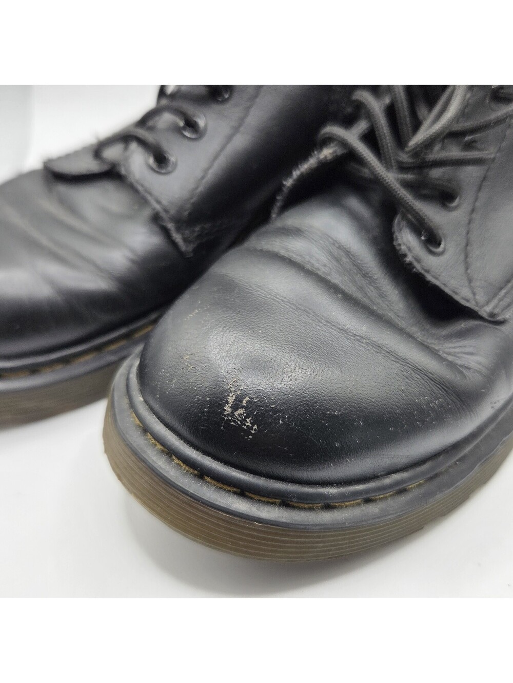 Size US 3 Dr Doc Martens Delaney Kids Boots Black - Picture 2 of 7